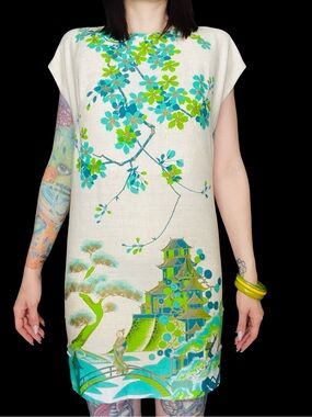 Vintage SHAHEEN 1960's Asian Inspired Geisha Pagoda Novelty Print dress